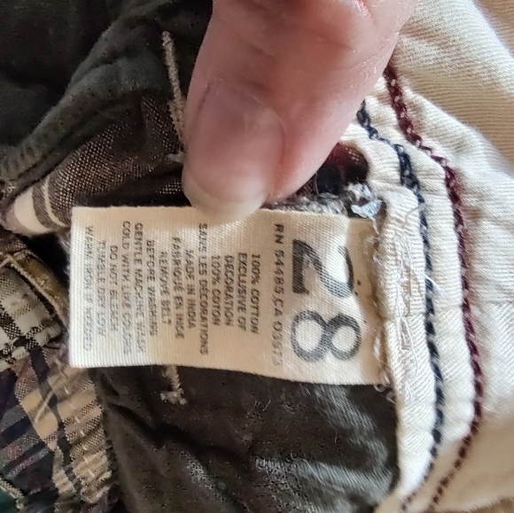 3pr..Name Brand Shorts - Picture 6 of 16